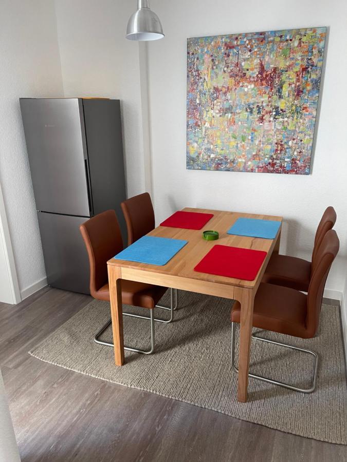 Ruhige Ferienwohnung Rostock Esterno foto